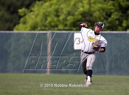 Thumbnail 2 in Crandall vs. Spring Hill (UIL 4A Region 2 Area Playoff) photogallery.