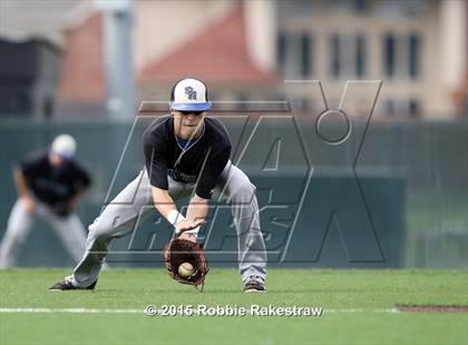 Thumbnail 1 in Crandall vs. Spring Hill (UIL 4A Region 2 Area Playoff) photogallery.