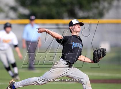 Thumbnail 3 in Crandall vs. Spring Hill (UIL 4A Region 2 Area Playoff) photogallery.