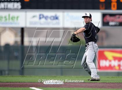 Thumbnail 1 in Crandall vs. Spring Hill (UIL 4A Region 2 Area Playoff) photogallery.