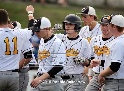 Thumbnail 2 in Crandall vs. Spring Hill (UIL 4A Region 2 Area Playoff) photogallery.