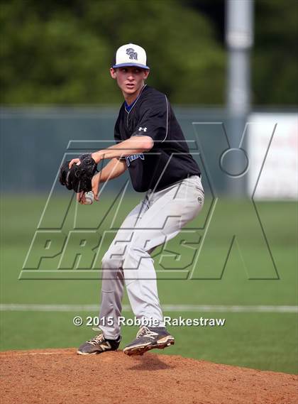 Thumbnail 1 in Crandall vs. Spring Hill (UIL 4A Region 2 Area Playoff) photogallery.