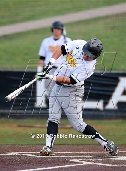 Thumbnail 2 in Crandall vs. Spring Hill (UIL 4A Region 2 Area Playoff) photogallery.