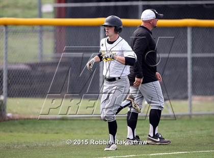 Thumbnail 3 in Crandall vs. Spring Hill (UIL 4A Region 2 Area Playoff) photogallery.