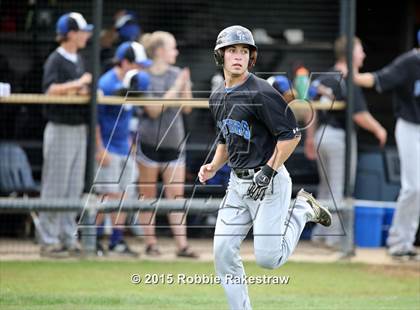 Thumbnail 2 in Crandall vs. Spring Hill (UIL 4A Region 2 Area Playoff) photogallery.