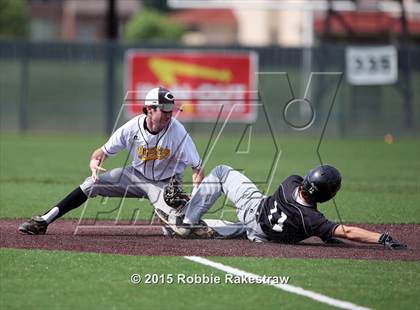 Thumbnail 1 in Crandall vs. Spring Hill (UIL 4A Region 2 Area Playoff) photogallery.