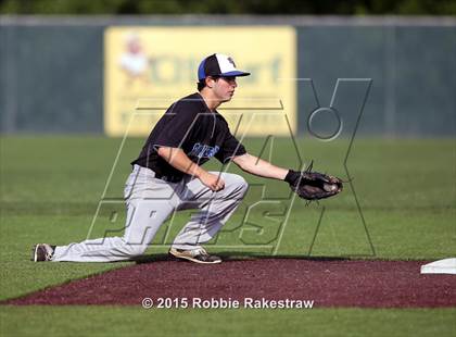 Thumbnail 2 in Crandall vs. Spring Hill (UIL 4A Region 2 Area Playoff) photogallery.