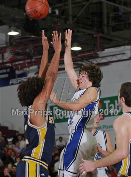 Thumbnail 2 in Orland vs. Sutter (CIF NS D4 Final) photogallery.