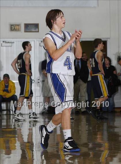 Thumbnail 3 in Orland vs. Sutter (CIF NS D4 Final) photogallery.