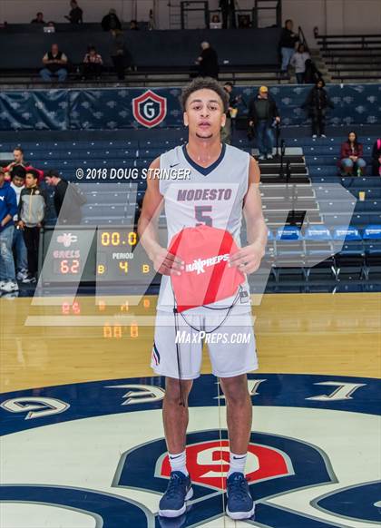 Thumbnail 2 in Modesto Christian vs. Salesian College Preparatory (MLK Classic at St. Mary's College) photogallery.