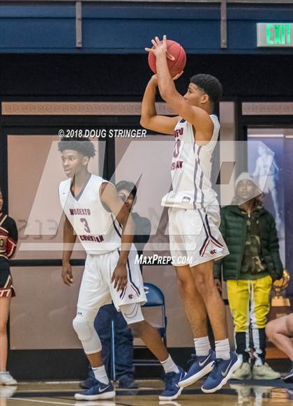 Thumbnail 1 in Modesto Christian vs. Salesian College Preparatory (MLK Classic at St. Mary's College) photogallery.