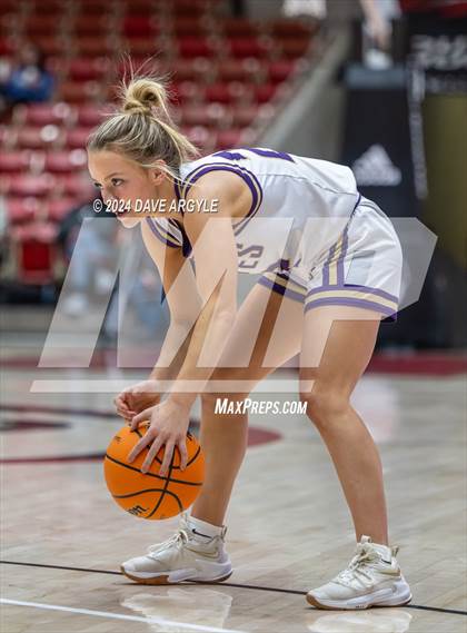 Thumbnail 3 in North Summit vs. Intermountain Christian (UHSAA 2A Quarterfinal) photogallery.