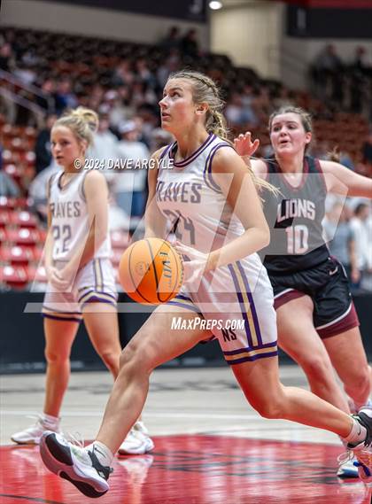 Thumbnail 3 in North Summit vs. Intermountain Christian (UHSAA 2A Quarterfinal) photogallery.