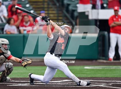 Thumbnail 3 in Edwardsville vs. Mundelein (IHSA 4A State Finals) photogallery.