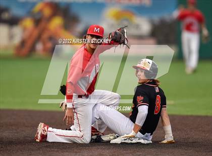 Thumbnail 2 in Edwardsville vs. Mundelein (IHSA 4A State Finals) photogallery.