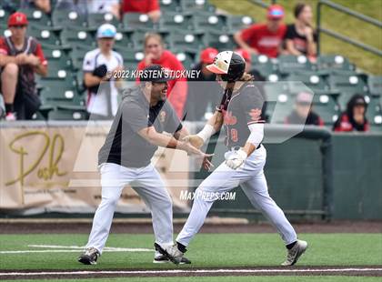 Thumbnail 2 in Edwardsville vs. Mundelein (IHSA 4A State Finals) photogallery.