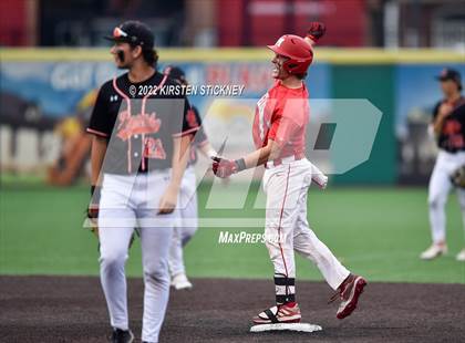 Thumbnail 2 in Edwardsville vs. Mundelein (IHSA 4A State Finals) photogallery.