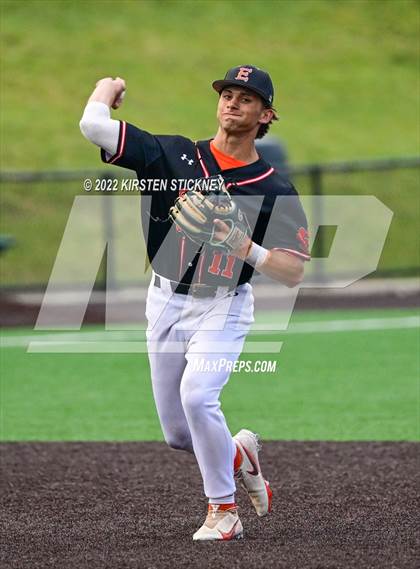 Thumbnail 3 in Edwardsville vs. Mundelein (IHSA 4A State Finals) photogallery.