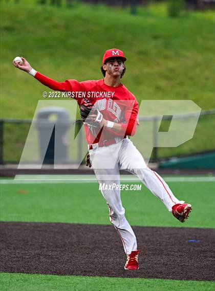 Thumbnail 3 in Edwardsville vs. Mundelein (IHSA 4A State Finals) photogallery.