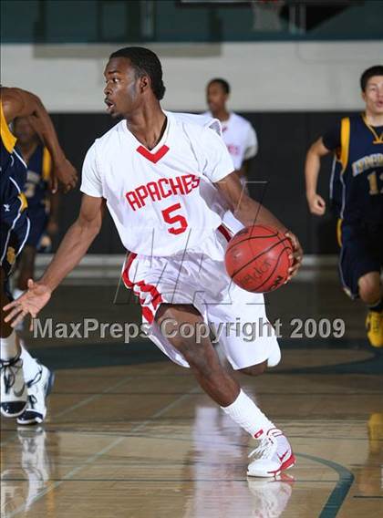 Thumbnail 2 in Inderkum vs. Vallejo (Huskey Classic) photogallery.