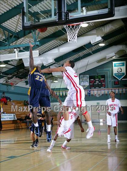 Thumbnail 2 in Inderkum vs. Vallejo (Huskey Classic) photogallery.
