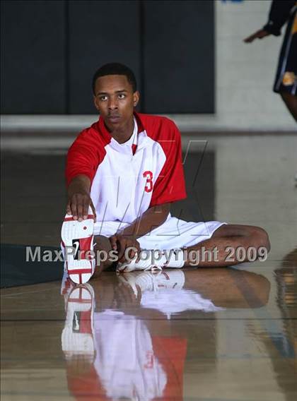 Thumbnail 1 in Inderkum vs. Vallejo (Huskey Classic) photogallery.