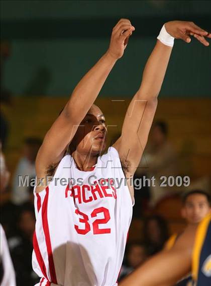 Thumbnail 1 in Inderkum vs. Vallejo (Huskey Classic) photogallery.