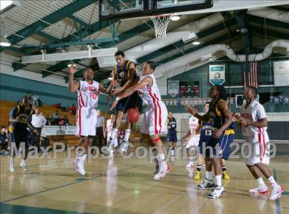 Thumbnail 1 in Inderkum vs. Vallejo (Huskey Classic) photogallery.