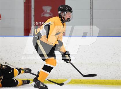 Thumbnail 1 in Cheshire vs. Trumbull (Milford Holiday Jamboree) photogallery.