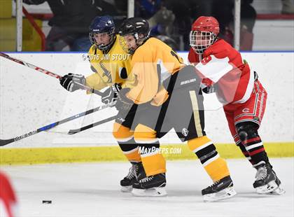 Thumbnail 1 in Cheshire vs. Trumbull (Milford Holiday Jamboree) photogallery.