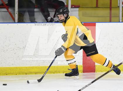 Thumbnail 2 in Cheshire vs. Trumbull (Milford Holiday Jamboree) photogallery.