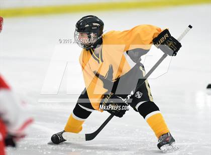 Thumbnail 3 in Cheshire vs. Trumbull (Milford Holiday Jamboree) photogallery.
