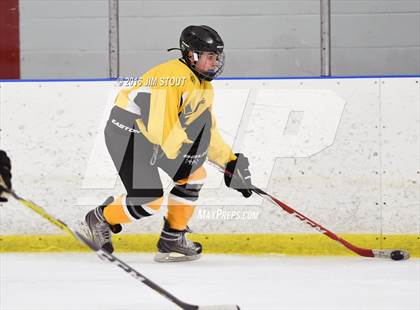 Thumbnail 1 in Cheshire vs. Trumbull (Milford Holiday Jamboree) photogallery.