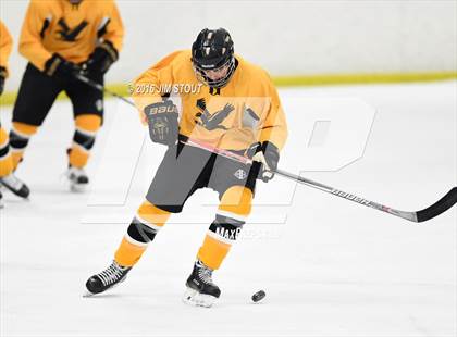 Thumbnail 2 in Cheshire vs. Trumbull (Milford Holiday Jamboree) photogallery.
