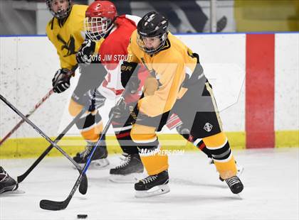 Thumbnail 3 in Cheshire vs. Trumbull (Milford Holiday Jamboree) photogallery.