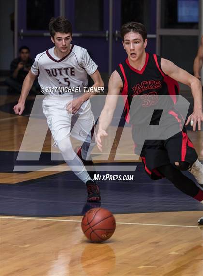 Thumbnail 2 in Butte Valley vs. Hayfork (CIF NS D7 Final) photogallery.