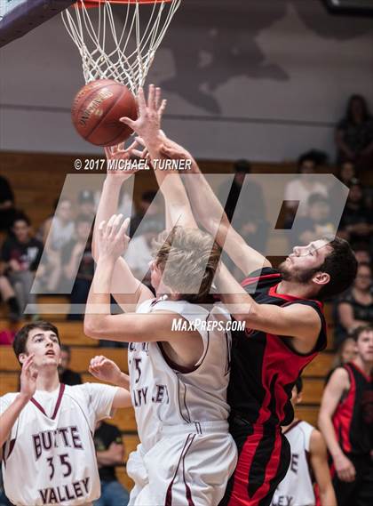 Thumbnail 1 in Butte Valley vs. Hayfork (CIF NS D7 Final) photogallery.