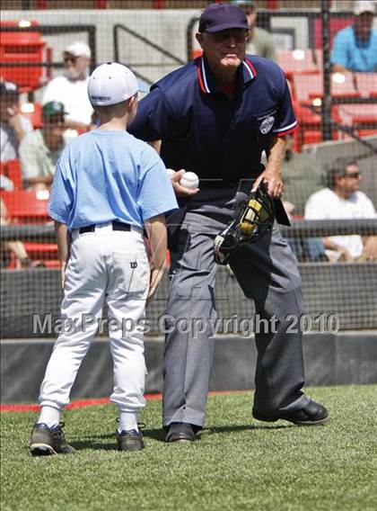 Thumbnail 2 in Coronado vs. Madison (CIF SDS D4 Final) photogallery.