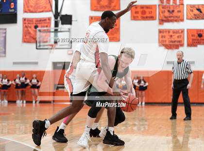 Thumbnail 2 in Lane Tech vs Whitney Young (IHSA 4A Regional Final) photogallery.