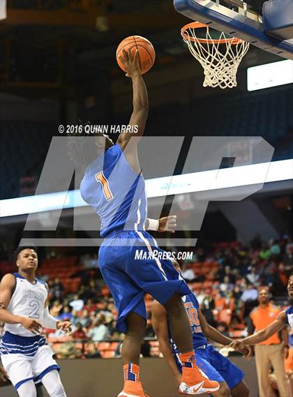 Thumbnail 2 in Curie vs. East St. Louis (Chicago Elite Classic) photogallery.