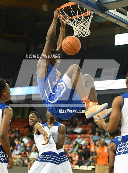 Thumbnail 1 in Curie vs. East St. Louis (Chicago Elite Classic) photogallery.