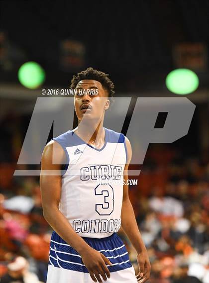 Thumbnail 1 in Curie vs. East St. Louis (Chicago Elite Classic) photogallery.