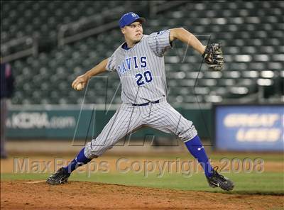 Thumbnail 2 in Sheldon vs. Davis photogallery.