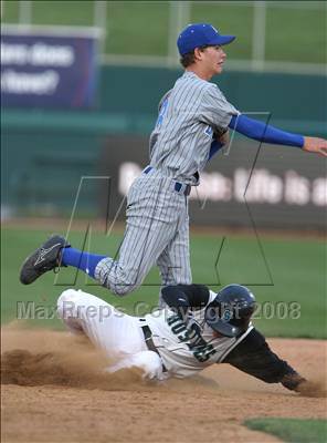 Thumbnail 3 in Sheldon vs. Davis photogallery.