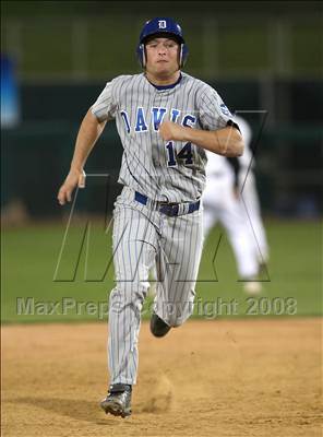 Thumbnail 2 in Sheldon vs. Davis photogallery.
