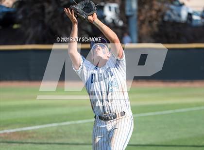 Thumbnail 1 in Granite Hills vs. Point Loma (CIF SDS Division 1 Championship) photogallery.