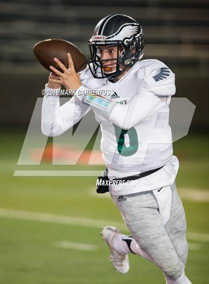 Thumbnail 2 in Colfax vs. Capital Christian (CIF SJS D5 Final) photogallery.