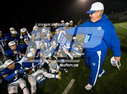 Thumbnail 2 in Colfax vs. Capital Christian (CIF SJS D5 Final) photogallery.