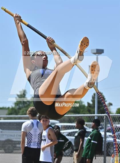 Thumbnail 2 in Northeast Valley Invitational (Field Events) photogallery.