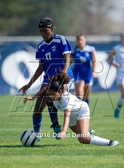 Thumbnail 3 in Clovis @ Clovis East (CIF CS D1 Final) photogallery.